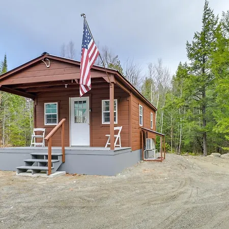 Cozy Brownville Cabin 2 Mi To Schoodic Lake!